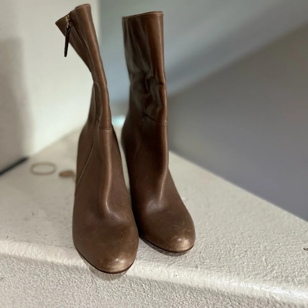 Vintage‎ Coach Women's size 8.5 brown Leather Mid-Calf Zip Heel Boots booties
